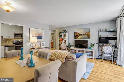 2141 P Street NW #809, Washington, DC 20037 - Photo 1