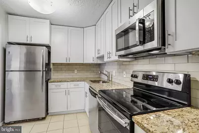 2141 P Street NW #809, Washington, DC 20037 - Photo 11