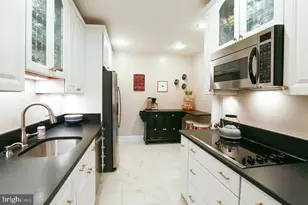 1636 Beekman Pl NW, Washington, DC 20009 - Photo 9