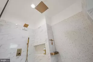 16 Q St NE, Washington, DC 20002 - Photo 23