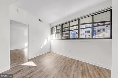 460 New York NW #405, Washington, DC 20001 - Photo 9