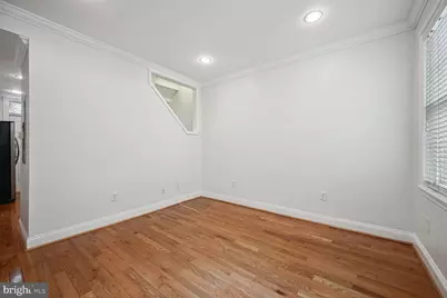 807 25th Street NW, Washington, DC 20037 - Photo 5