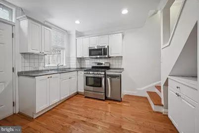 807 25th Street NW, Washington, DC 20037 - Photo 7