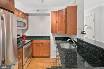 1230 23rd Street NW #501, Washington, DC 20037 - Photo 5