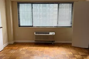 2141 I St NW, Washington, DC 20037 - Photo 9