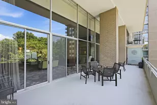 3001 Veazey Terrace NW, Washington, DC 20008 - Photo 23