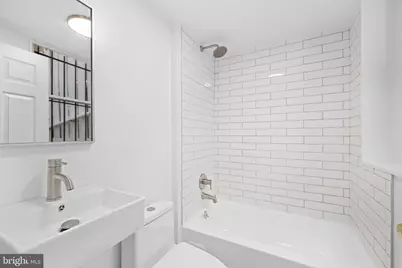123 4th Street SE, Washington, DC 20003 - Photo 31