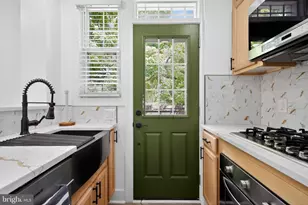 2112 34th St SE, Washington, DC 20020 - Photo 5