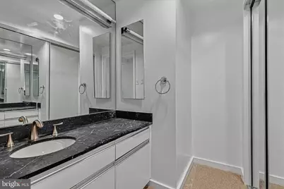 2501 M Street NW #722, Washington, DC 20037 - Photo 19