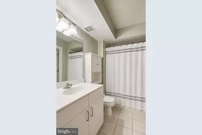 1000 New Jersey Avenue SE #304, Washington, DC 20003 - Photo 15