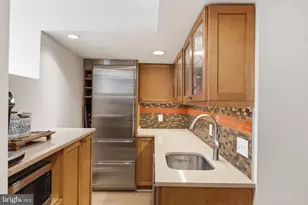 2123 California St NW, Washington, DC 20008 - Photo 11