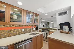 2123 California St NW, Washington, DC 20008 - Photo 7