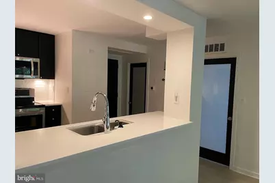 1080 Wisconsin Avenue NW #2009, Washington, DC 20007 - Photo 11