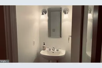 1080 Wisconsin Avenue NW #2009, Washington, DC 20007 - Photo 9