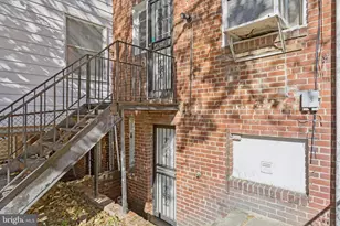 1633 R St SE, Washington, DC 20020 - Photo 33