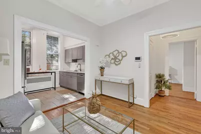 3039 Macomb Street NW #16, Washington, DC 20008 - Photo 5