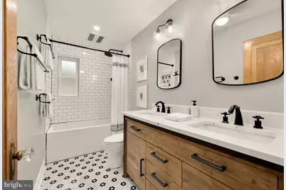 907 Varnum Street NE, Washington, DC 20017 - Photo 31