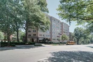 2829 Connecticut Ave NW, Washington, DC 20008 - Photo 3