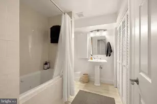 4845 Linnean Ave NW, Washington, DC 20008 - Photo 33