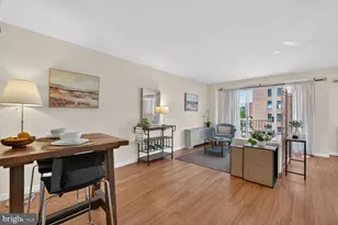 730 24th St NW, Washington, DC 20037 - Photo 7