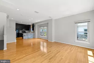 2113 12th Pl NW, Washington, DC 20009 - Photo 7