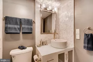 1325 18th St NW, Washington, DC 20036 - Photo 7