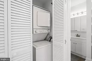 1427 Chapin St NW, Washington, DC 20009 - Photo 27