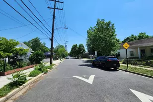 4506 Brooks St NE, Washington, DC 20019 - Photo 5