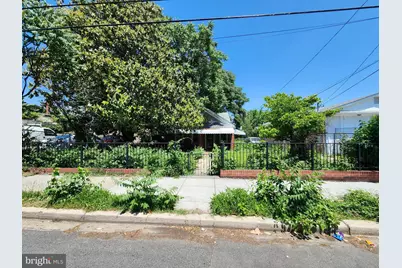 4506 Brooks Street NE, Washington, DC 20019 - Photo 3