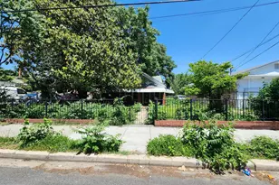4506 Brooks St NE, Washington, DC 20019 - Photo 3