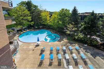2111 Wisconsin Avenue NW #615, Washington, DC 20007 - Photo 11