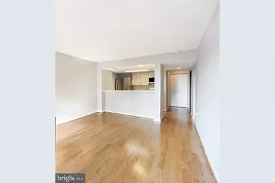 2111 Wisconsin Avenue NW #615, Washington, DC 20007 - Photo 5