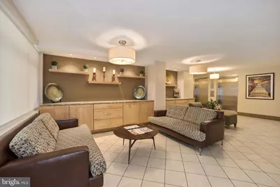 2401 H Street NW #803, Washington, DC 20037 - Photo 3
