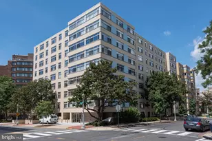 2401 H St NW, Washington, DC 20037 - Photo 31