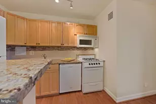 2401 H St NW, Washington, DC 20037 - Photo 13