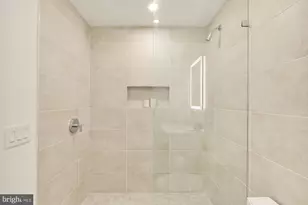 1128 10th St NW, Washington, DC 20001 - Photo 13