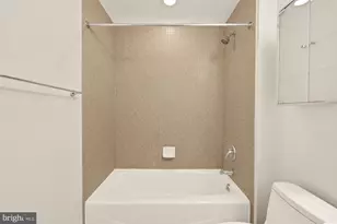 2125 14th St NW, Washington, DC 20009 - Photo 17