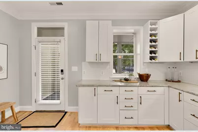 1519 East Capitol Street SE, Washington, DC 20003 - Photo 15