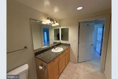 777 7th Street NW #1132, Washington, DC 20001 - Photo 13