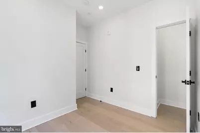 2504 41st Street NW #6, Washington, DC 20007 - Photo 7
