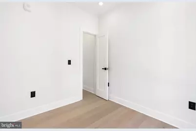 2504 41st Street NW #6, Washington, DC 20007 - Photo 11