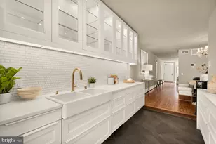 128 D St SE, Washington, DC 20003 - Photo 11
