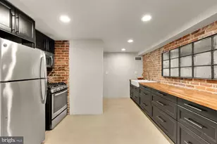 128 D St SE, Washington, DC 20003 - Photo 33