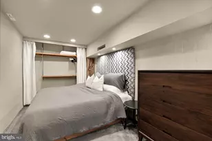 128 D St SE, Washington, DC 20003 - Photo 35