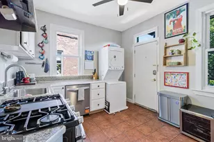 1527 Park Rd NW, Washington, DC 20010 - Photo 15