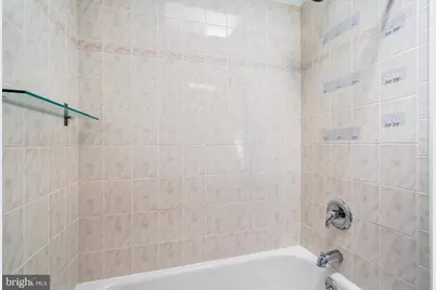 1749 L Street NE, Washington, DC 20002 - Photo 17