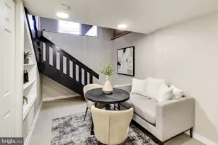 1238 Linden Pl NE, Washington, DC 20002 - Photo 21