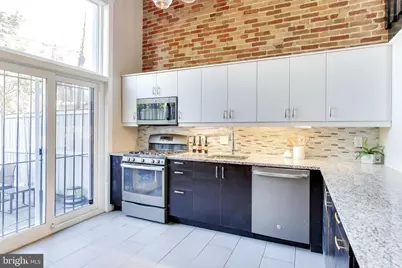 1238 Linden Place NE, Washington, DC 20002 - Photo 5