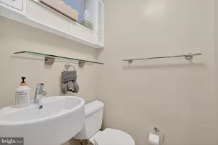 5721 MacArthur Blvd NW, Washington, DC 20016 - Photo 5