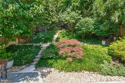 5721 Macarthur Boulevard NW, Washington, DC 20016 - Photo 23